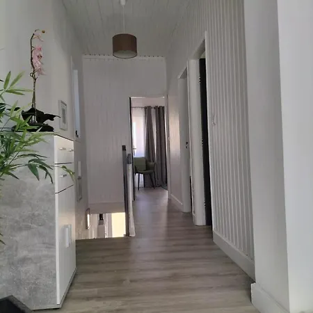 The Violet House بيت للعطل