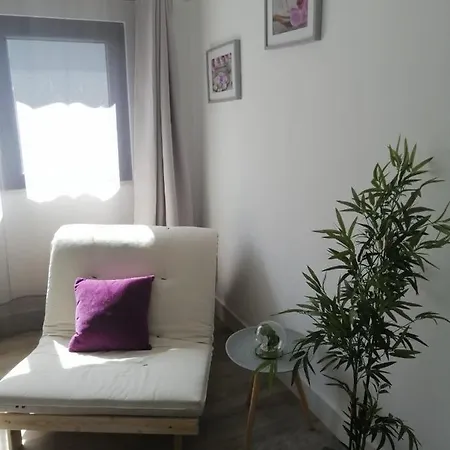 Ferienhaus The Violet House *