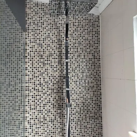 The Violet House بيت للعطل