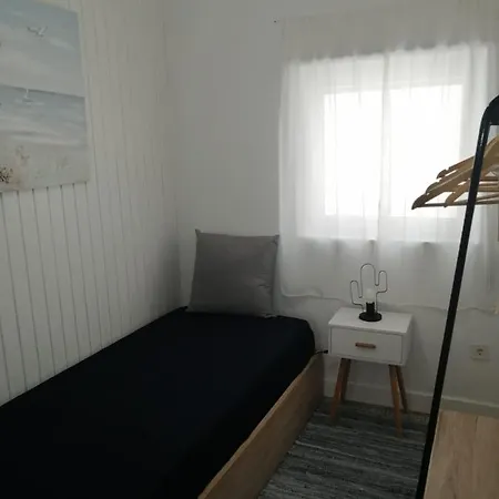 بيت للعطل The Violet House *