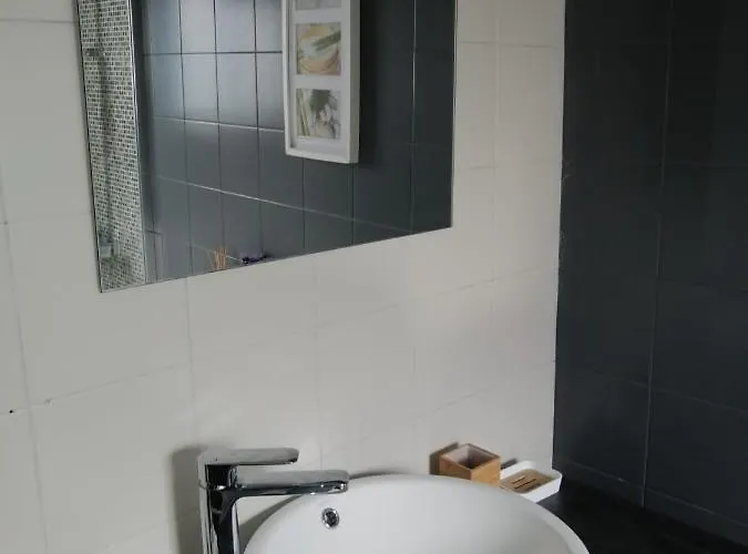 Дом отдыха The Violet House Кошта-Нова