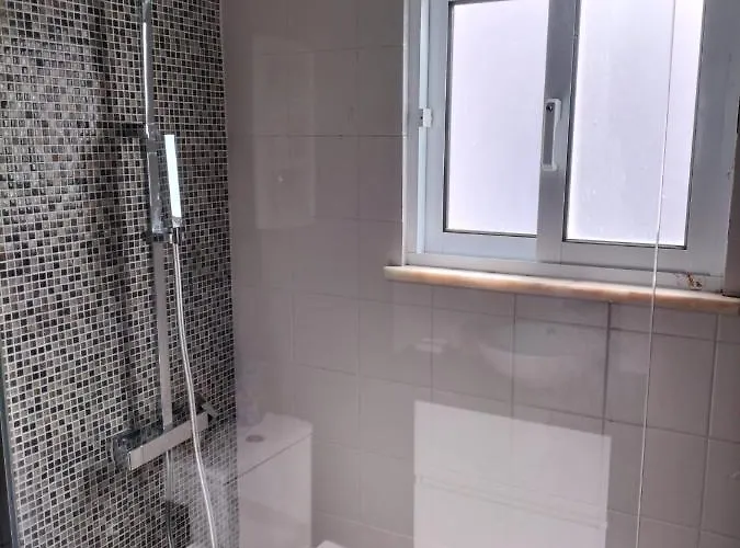 The Violet House Дом отдыха Кошта-Нова