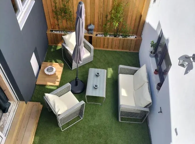 The Violet House Дом отдыха