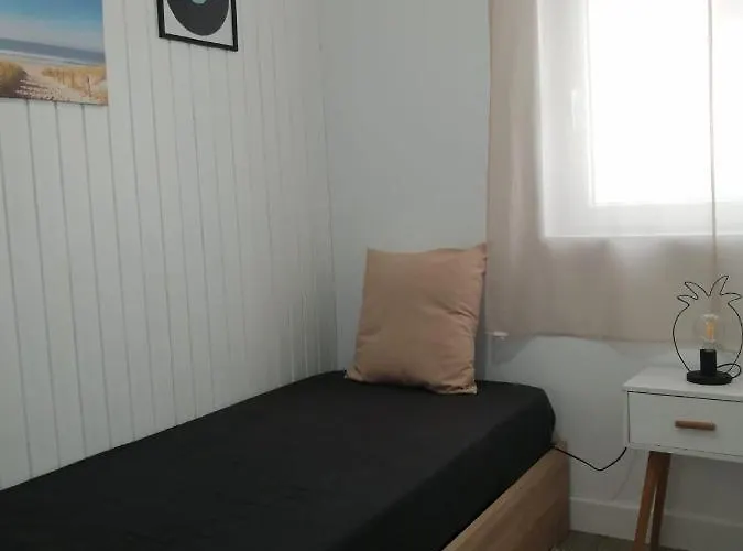 The Violet House Дом отдыха Кошта-Нова